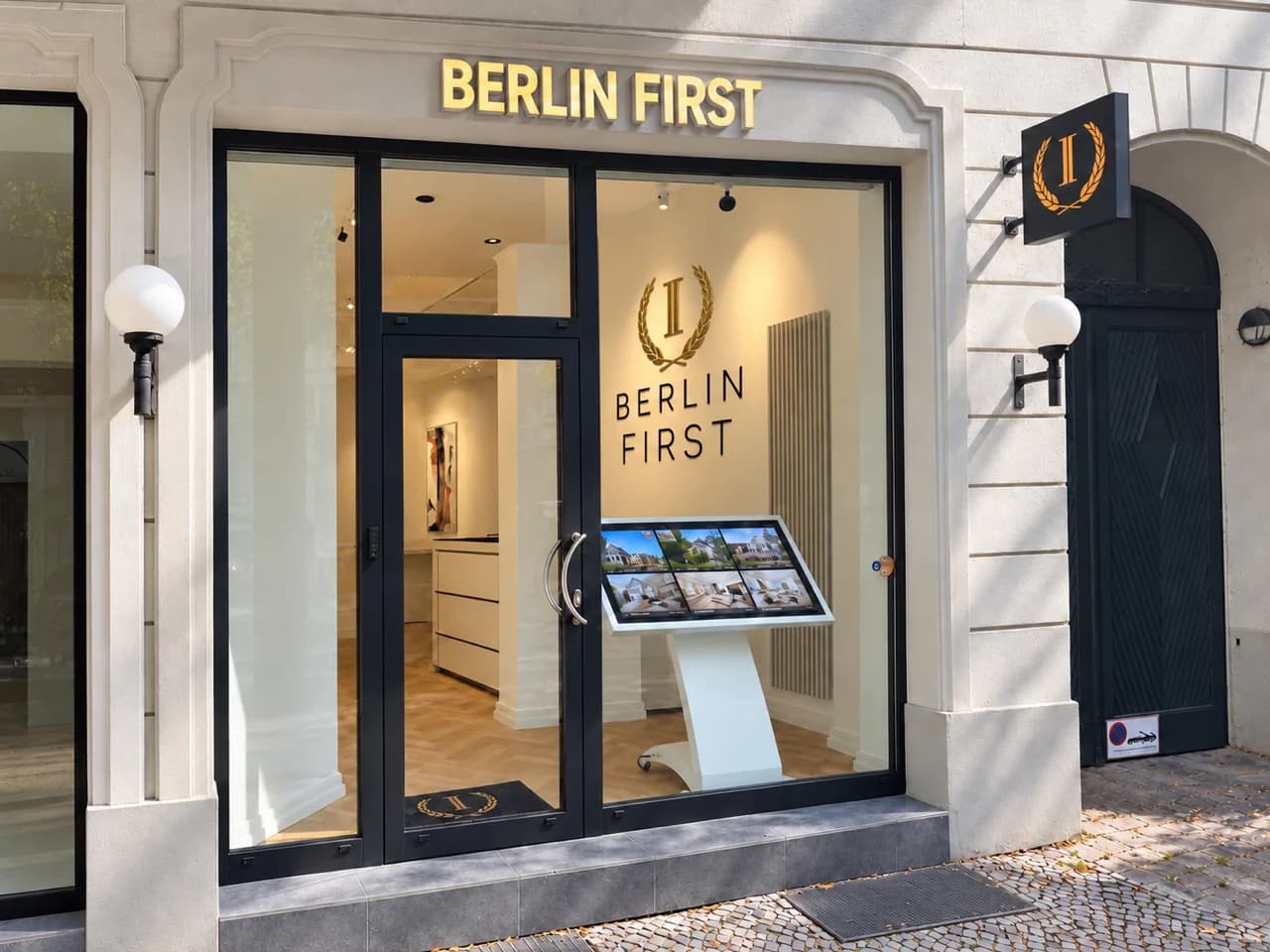 Büro von Berlin First Immobilien in der Bleibtreustraße 32 in Berlin-Charlottenburg